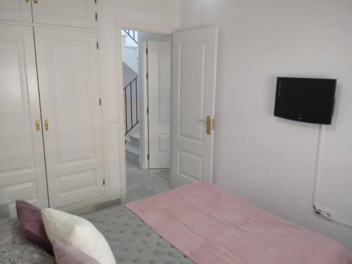 Apartamento Rotasol 0*, Rota